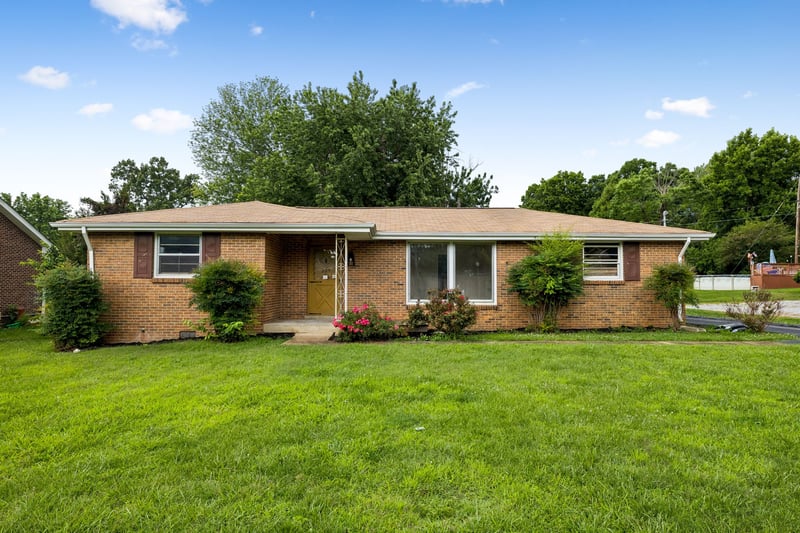 209 Pleasant Hill Dr, Springfield, TN 37172