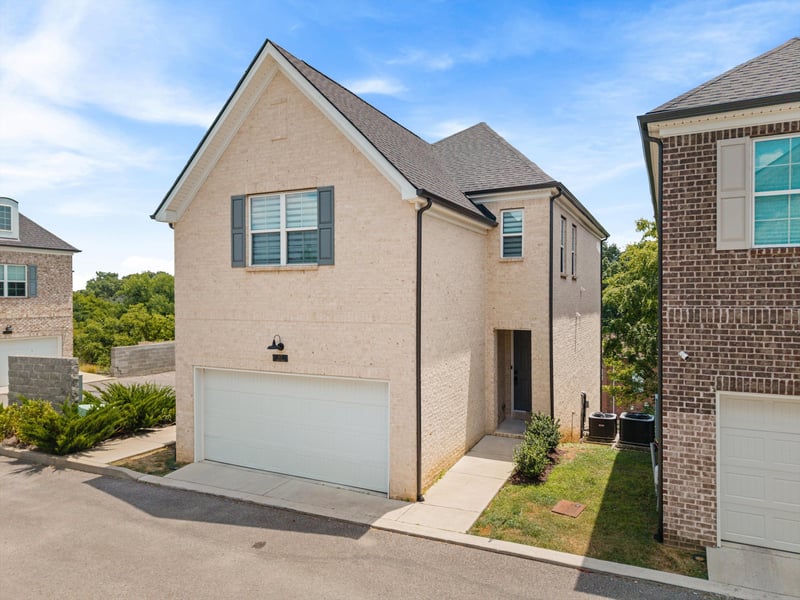 2656 Lakevilla Dr #17, Nashville, TN 37217