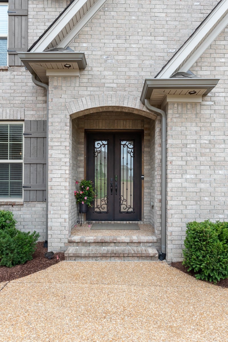 1110 Luxborough Dr, Hendersonville, TN 37075