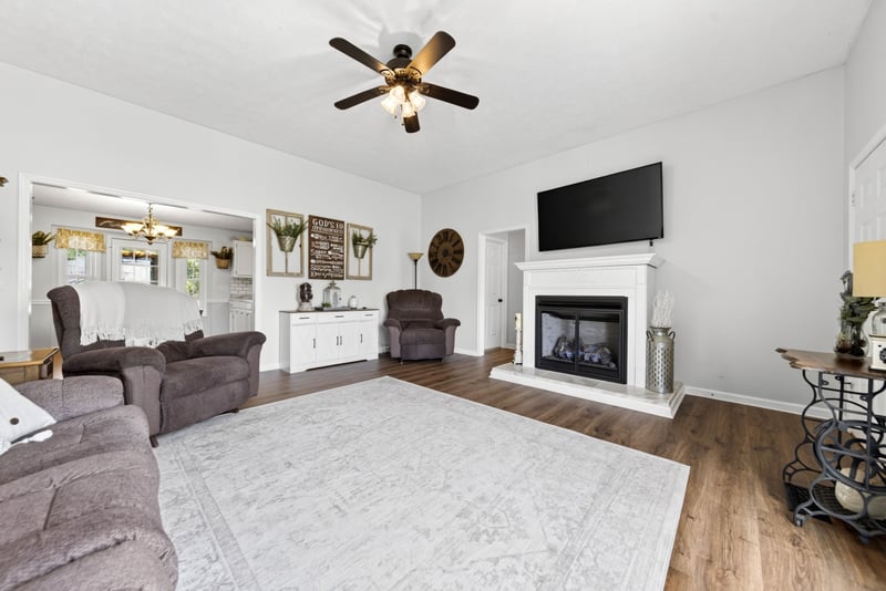 602 Highland Dr, White House, TN 37188