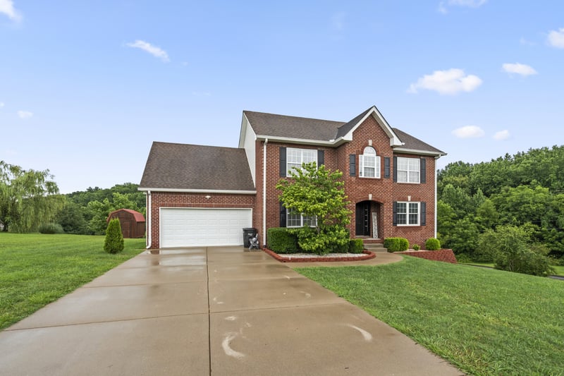 160 Lena Loop, Burns, TN 37029