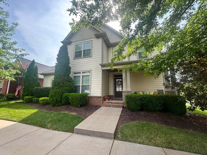 1511 Stokesly Dr, Murfreesboro, TN 37128