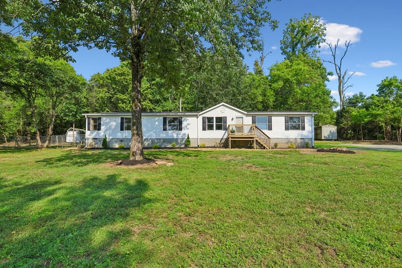 21 Vantrease Rd, Brush Creek, TN 38547