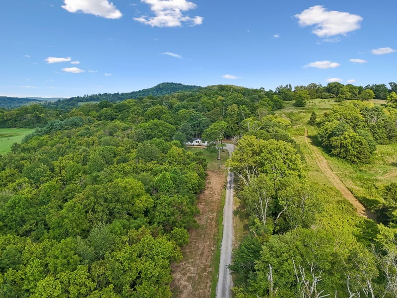 21 Vantrease Rd, Brush Creek, TN 38547