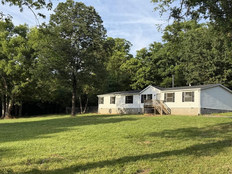 21 Vantrease Rd, Brush Creek, TN 38547
