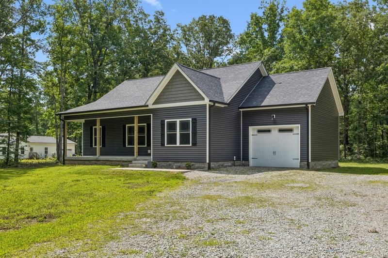 567 Mcelhiney Rd, Dickson, TN 37055