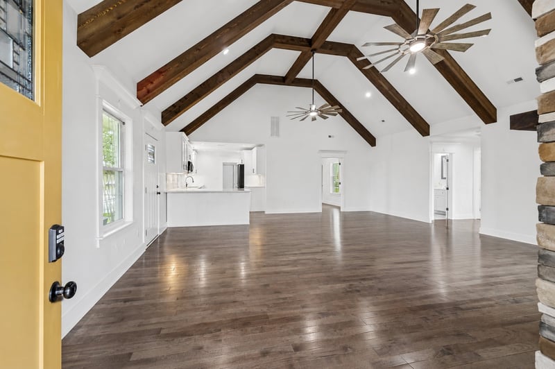 2104 Williamsport Pike, Columbia, TN 38401