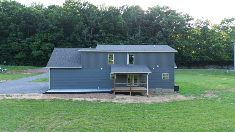 210 Granville Hwy, Chestnut Mound, TN 38552