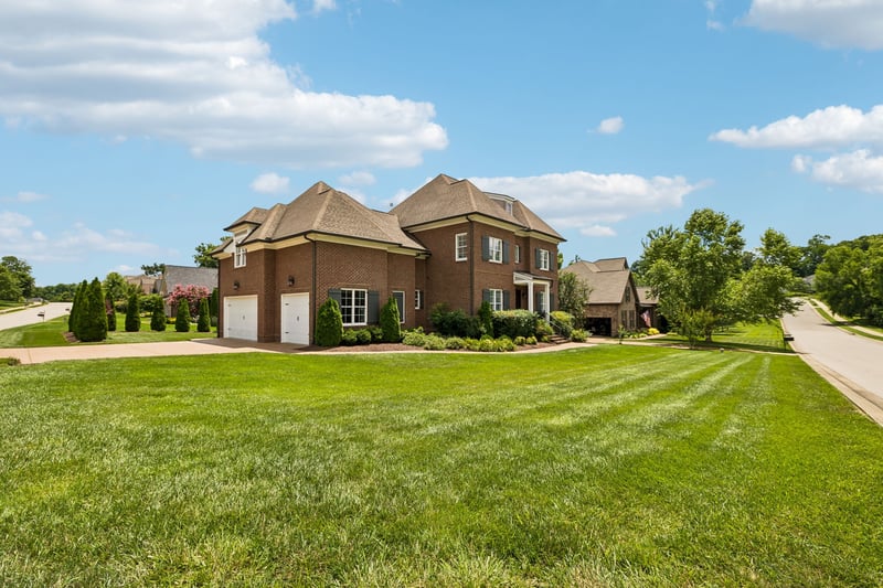 4101 Banner Square Ln, Arrington, TN 37014