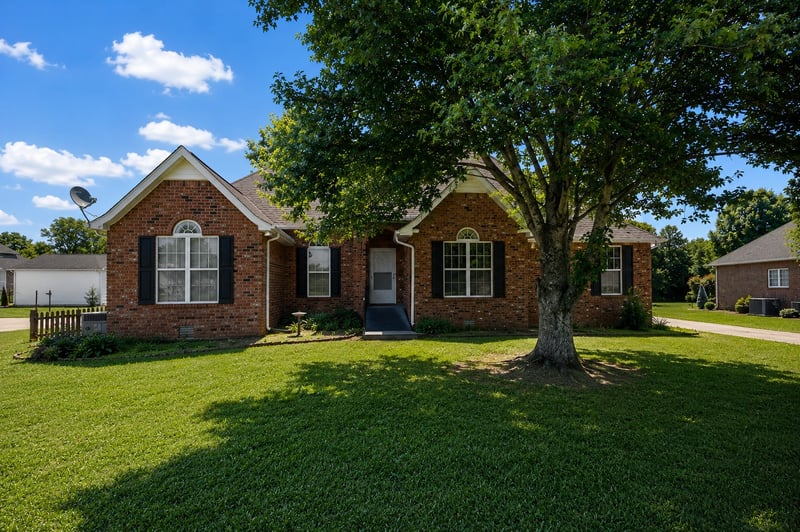 107 Honeysuckle Ct, Murfreesboro, TN 37129