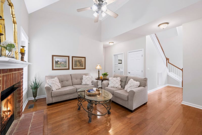 1272 Baker Creek Dr, Spring Hill, TN 37174