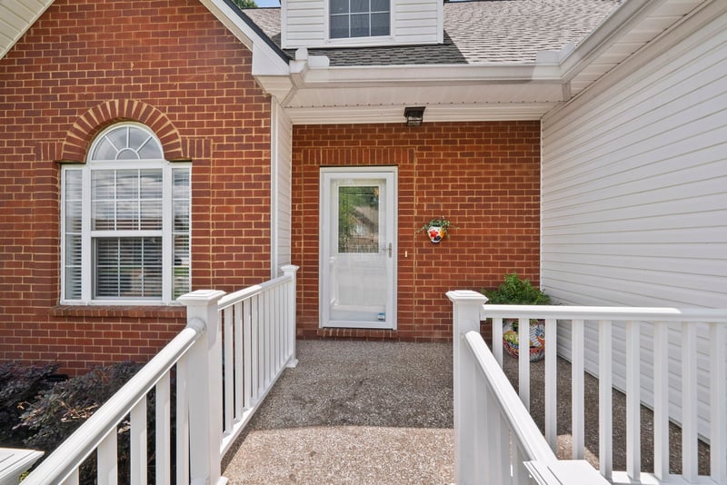 1272 Baker Creek Dr, Spring Hill, TN 37174