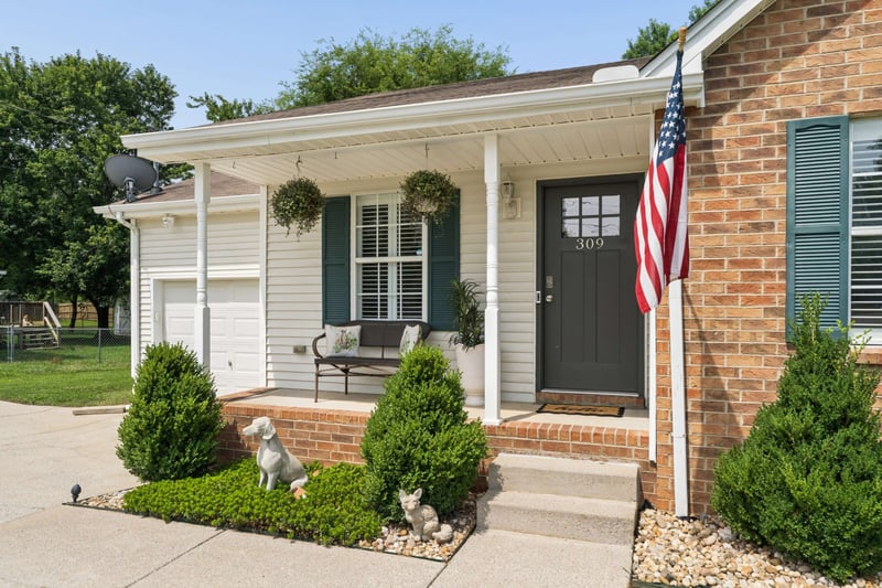 309 Vernon Traylor Dr, Smyrna, TN 37167