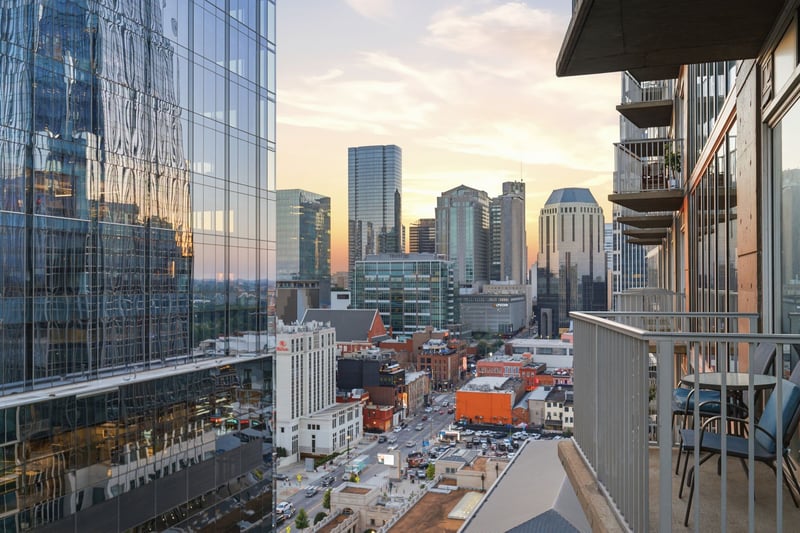 301 Demonbreun St #1718, Nashville, TN 37201
