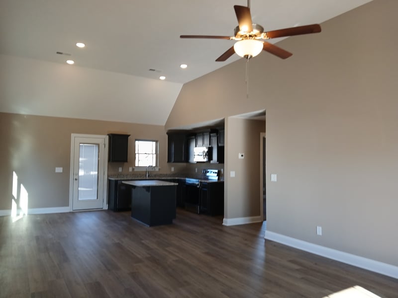 2855 Upstream Rd, Christiana, TN 37037