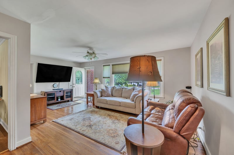 5016 Manuel Dr, Nashville, TN 37211