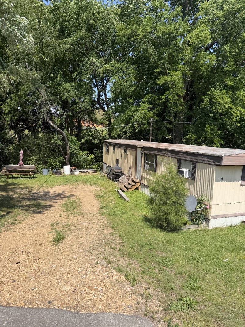 200 Dogwood Dr, Springfield, TN 37172