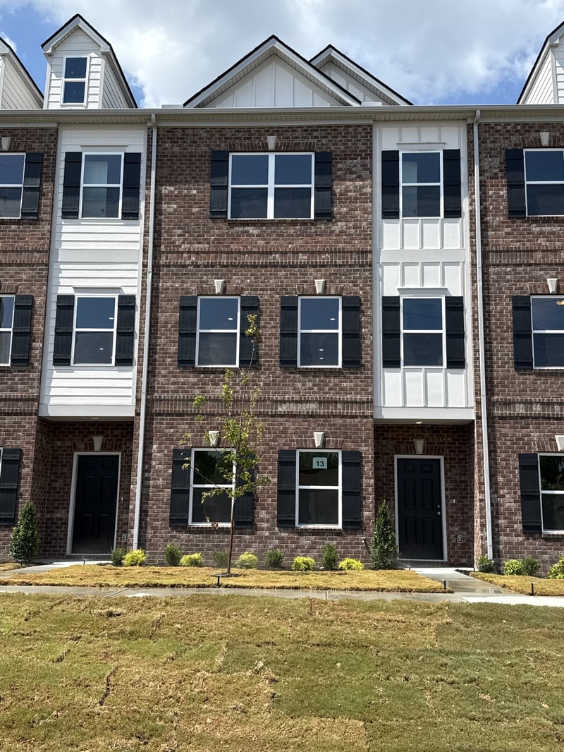 145 Rosebush Ln, Lebanon, TN 37087
