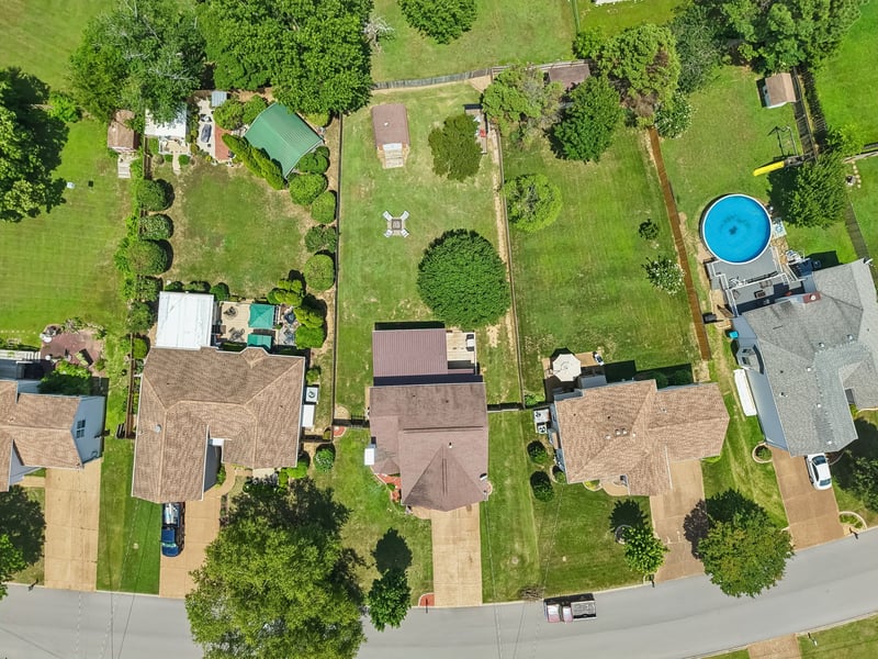 1423 Hilltop Dr, Mount Juliet, TN 37122