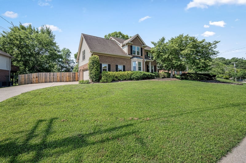 5601 Chestnutwood Trl, Hermitage, TN 37076