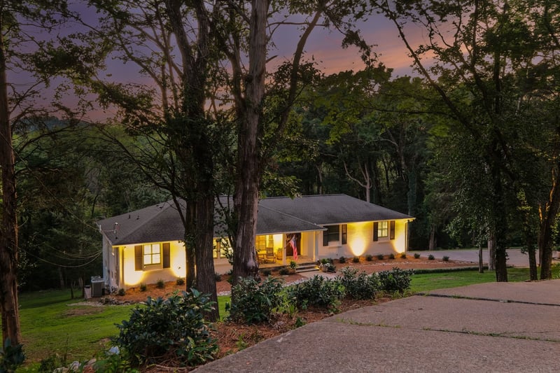 4629 Shys Hill Rd, Nashville, TN 37215
