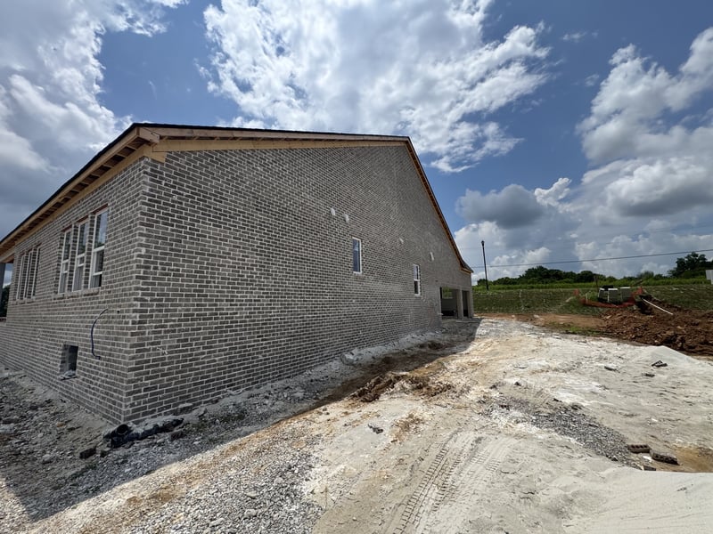 576 Baker Rd, Columbia, TN 38401