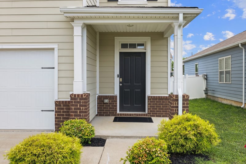 8016 Craighead Dr, Lebanon, TN 37087