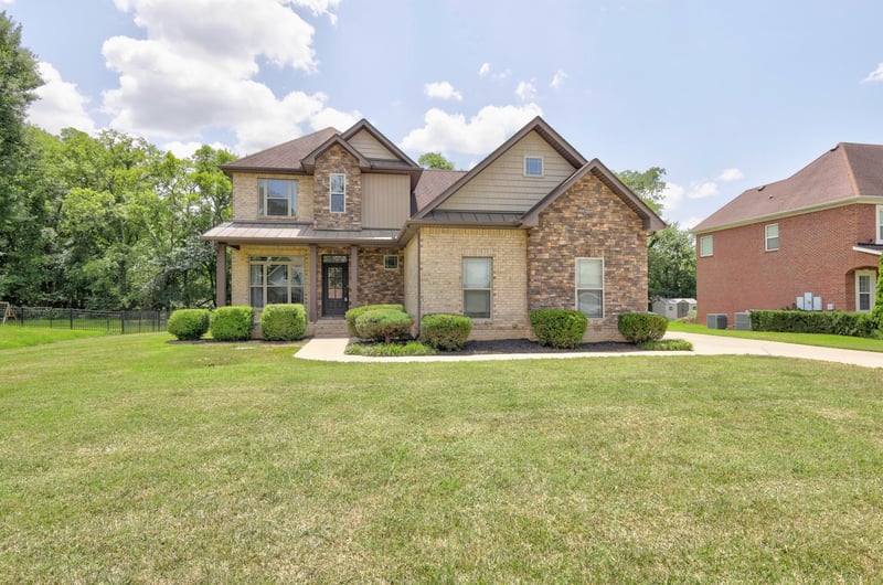 111 Tioga Ct, Murfreesboro, TN 37129