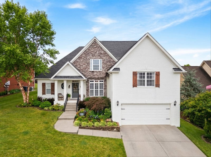 2002 Crye Crest Cv, Spring Hill, TN 37174