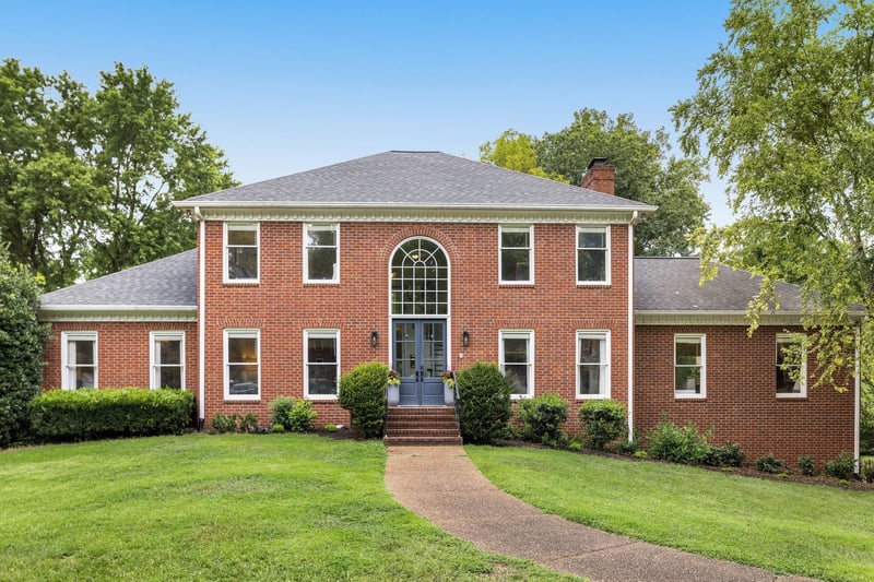 9318 Navaho Dr, Brentwood, TN 37027