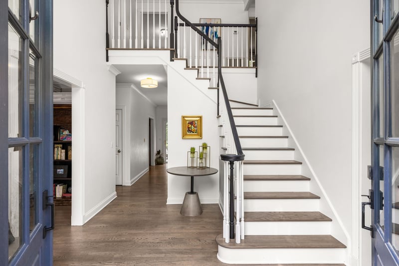 9318 Navaho Dr, Brentwood, TN 37027