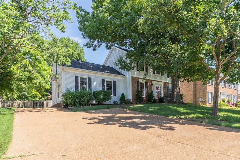128 Devonshire Trl, Hendersonville, TN 37075