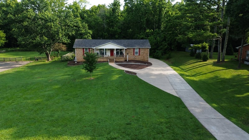 215 Maple Way, Mount Juliet, TN 37122