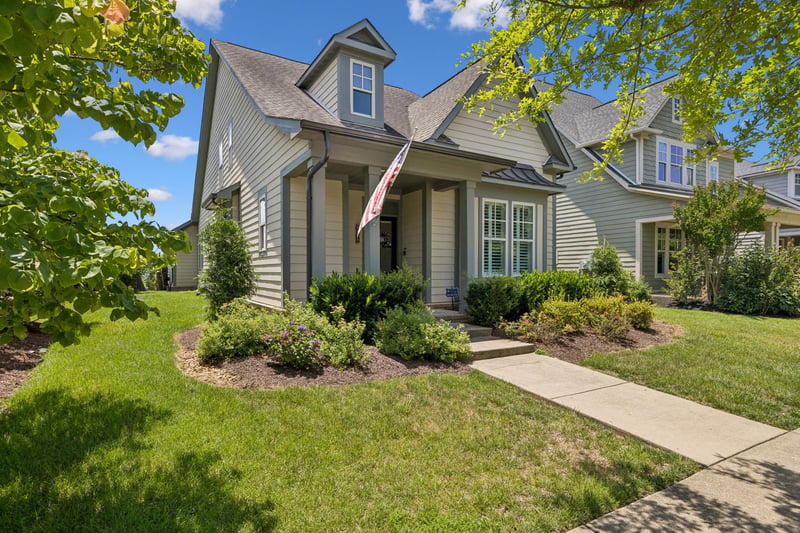 2816 Americus Dr, Thompsons Station, TN 37179