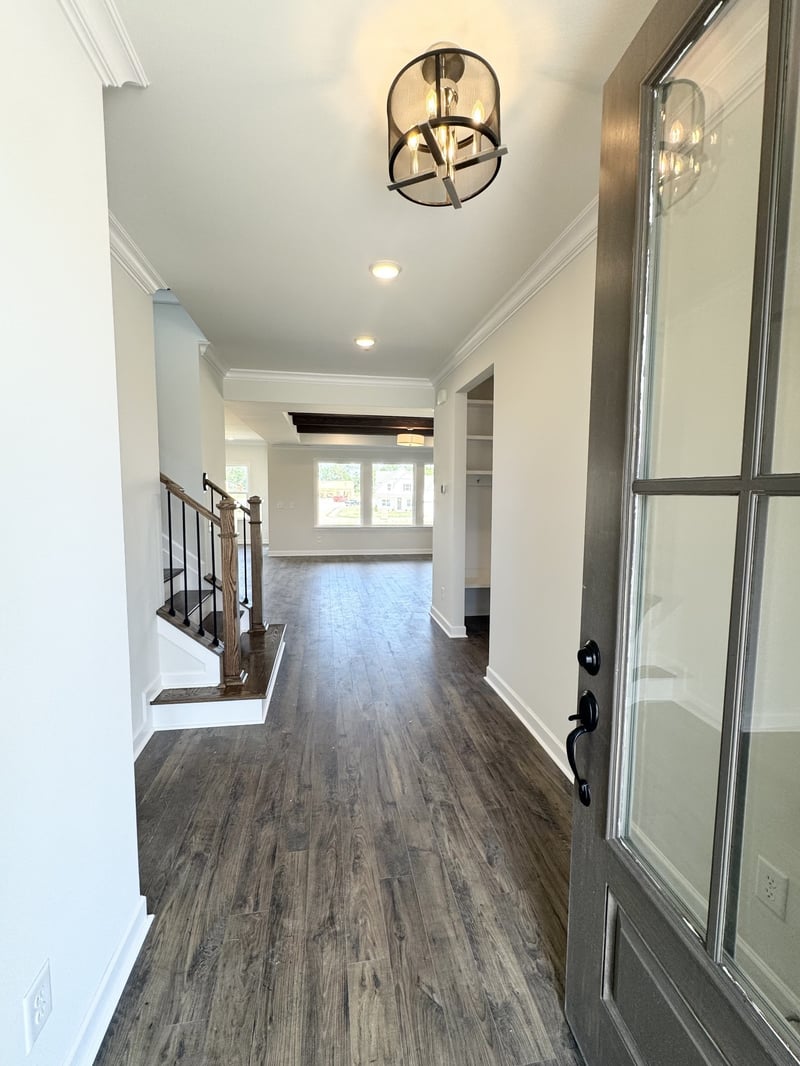 1933 Hildebrand Ln, Columbia, TN 38401
