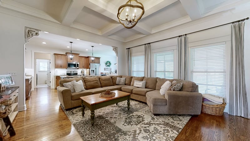 5709 Iverson Dr, Murfreesboro, TN 37127
