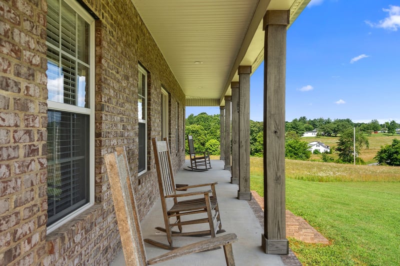 5812 Campbell Rd, Cross Plains, TN 37049