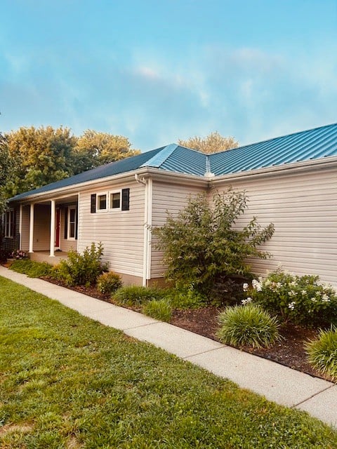 249 Walnut Grove Rd, Christiana, TN 37037