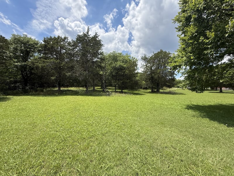 2300 Weeks Rd, Murfreesboro, TN 37127
