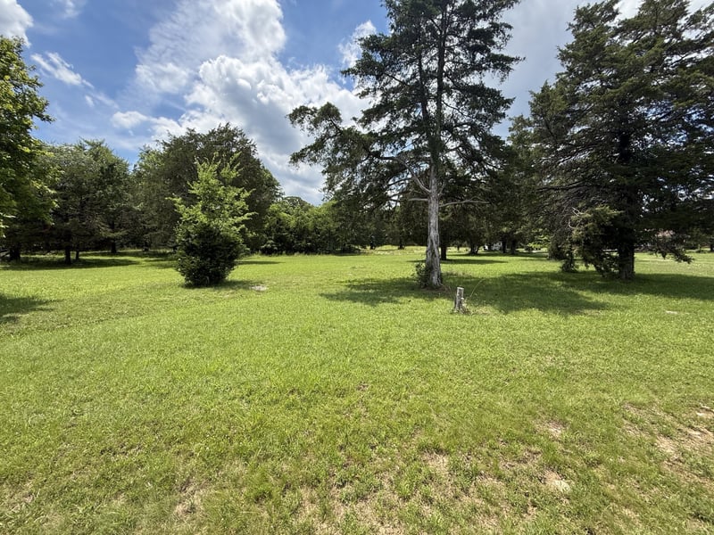 2300 Weeks Rd, Murfreesboro, TN 37127
