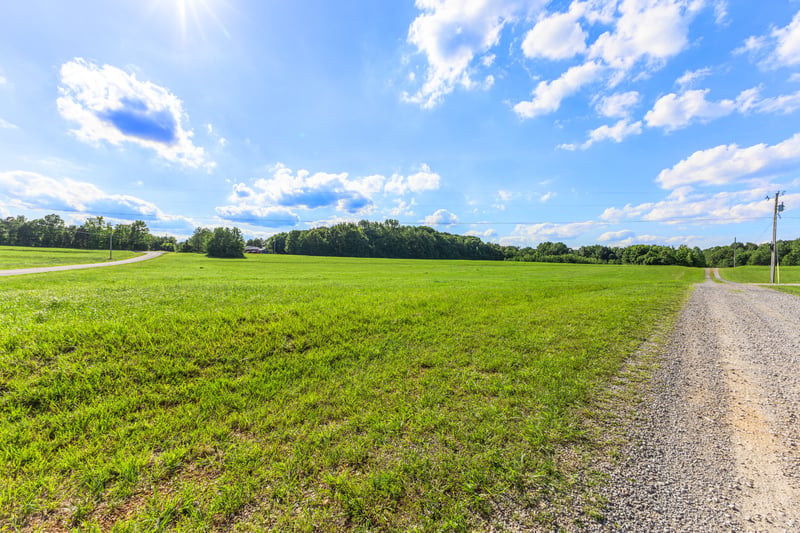 4 Poplar Ridge Rd, Chapmansboro, TN 37035