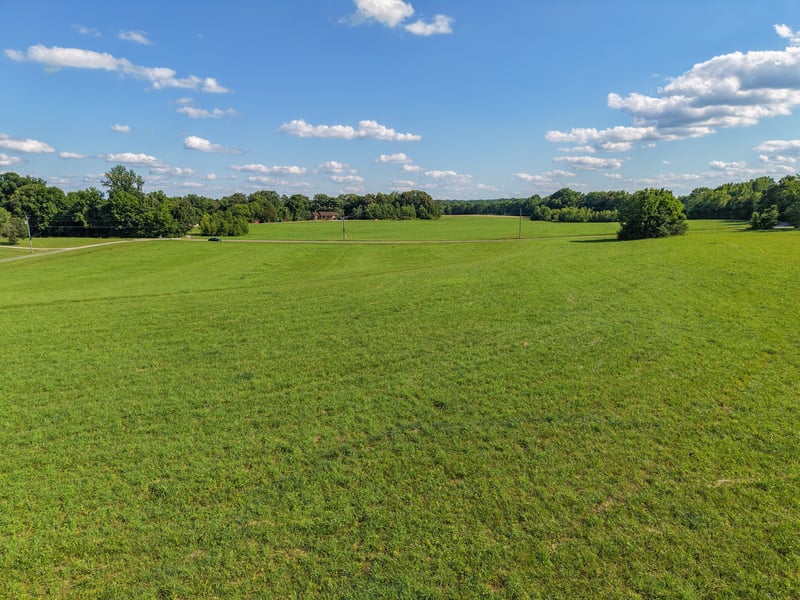 4 Poplar Ridge Rd, Chapmansboro, TN 37035