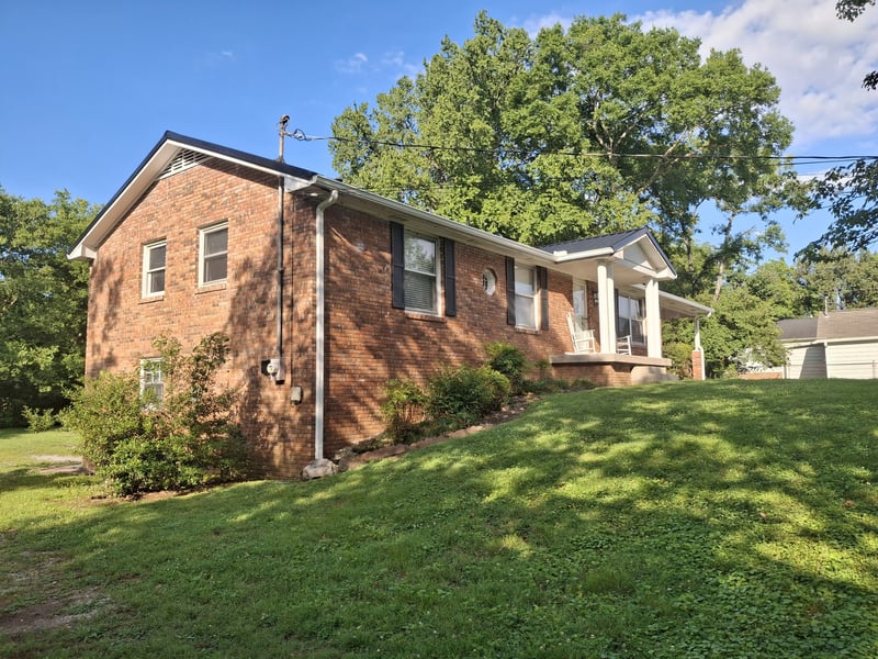 329 Pitts Ave, Old Hickory, TN 37138