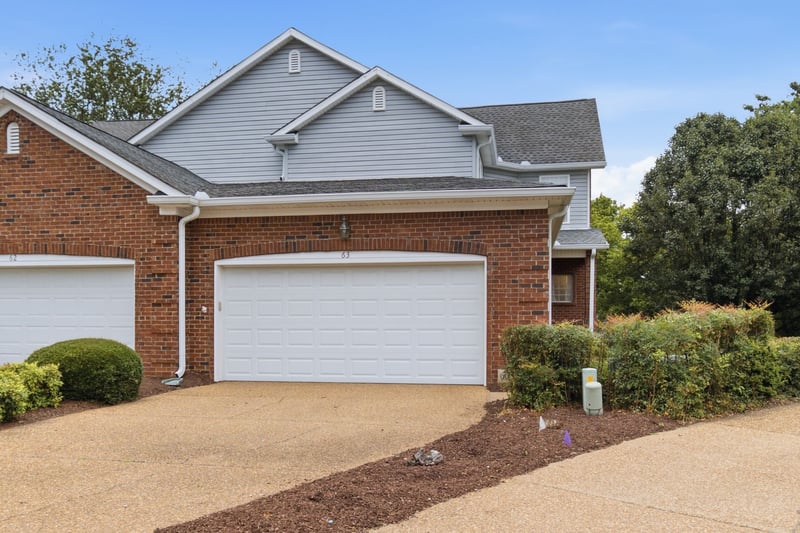 231 Green Harbor Rd #63, Old Hickory, TN 37138