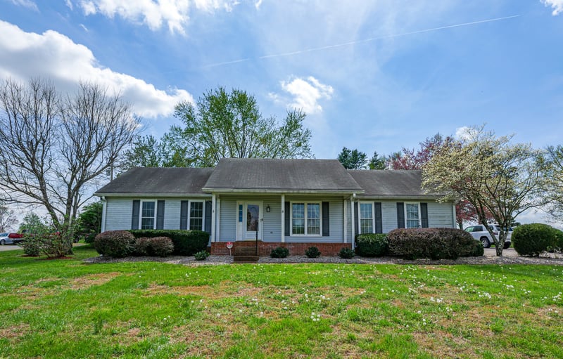 147 Flynn Rd, Gallatin, TN 37066
