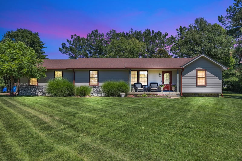 325 Dawn Dr, Gallatin, TN 37066