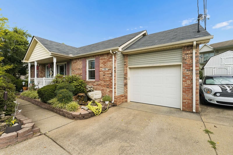 711 Peppertree Ct, Smyrna, TN 37167