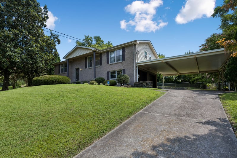 605 Frankfort Dr, Hermitage, TN 37076