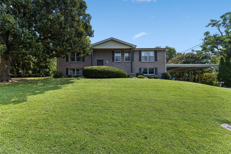 605 Frankfort Dr, Hermitage, TN 37076