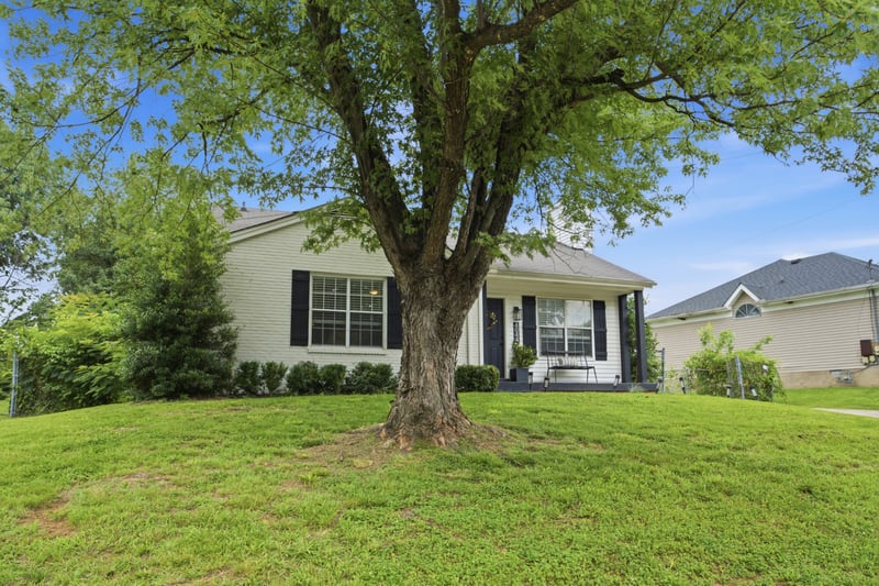4044 Scotwood Dr, Nashville, TN 37211
